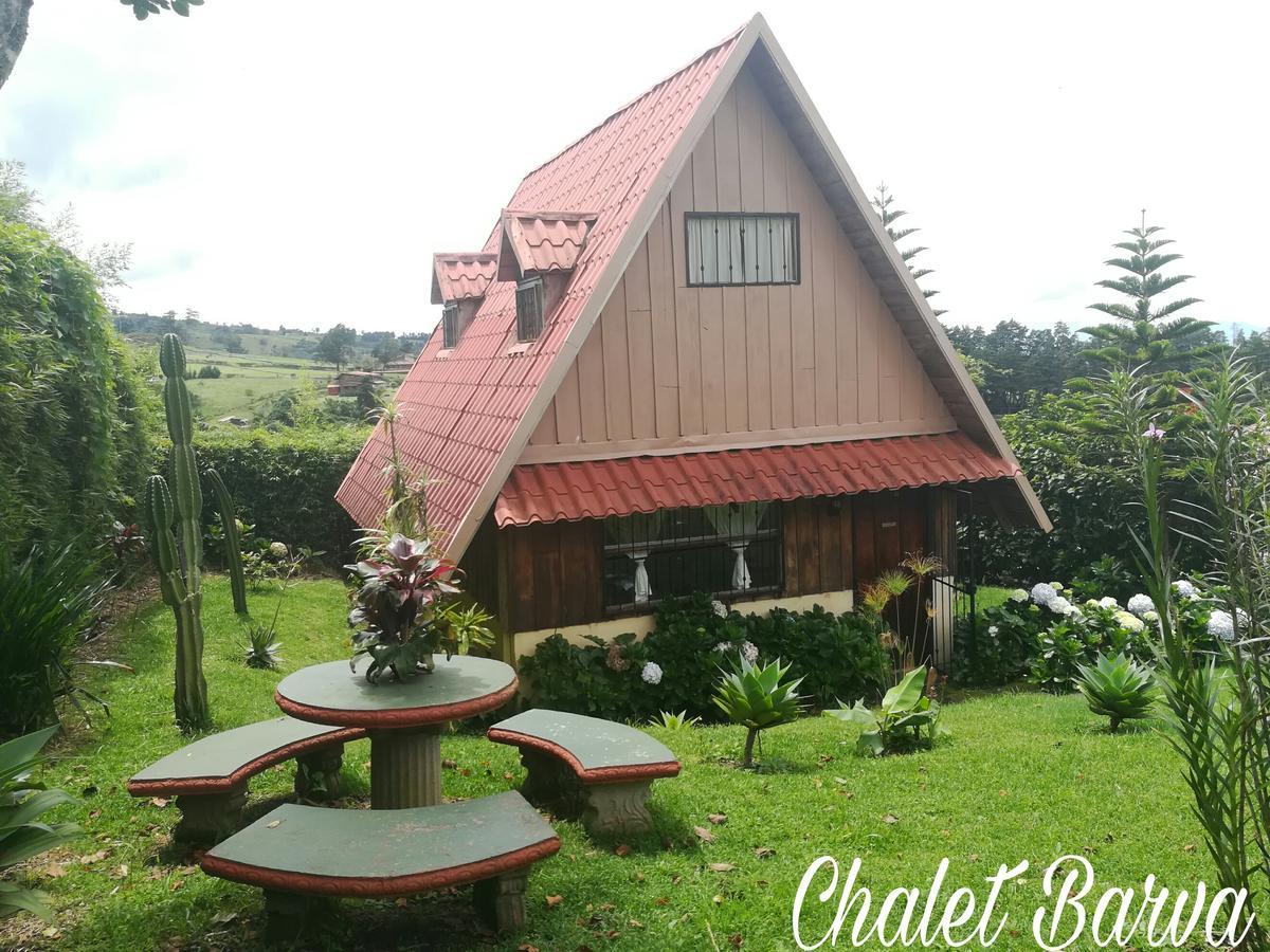 Hotel Chalets Los Volcanes Fraijanes Exterior foto